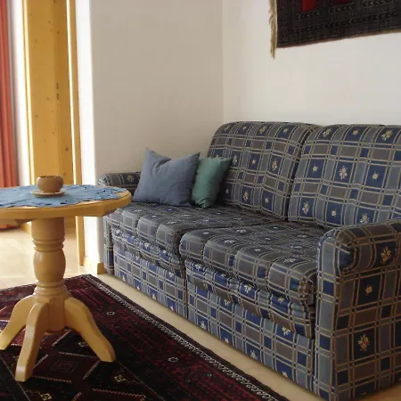 דירה Chasa Valetta *