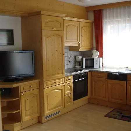 דירה Chasa Valetta *