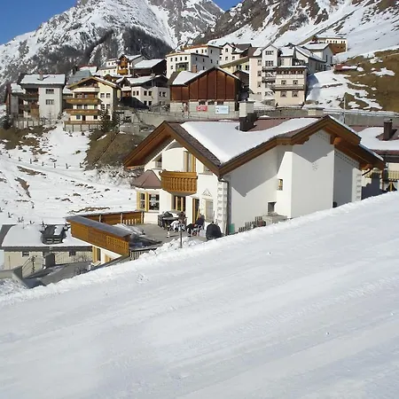 Апартаменты Chasa Valetta