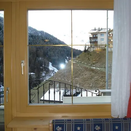 아파트 Chasa Valetta *