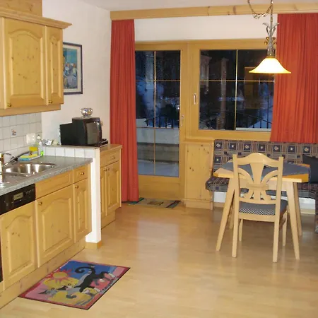 아파트 Chasa Valetta *